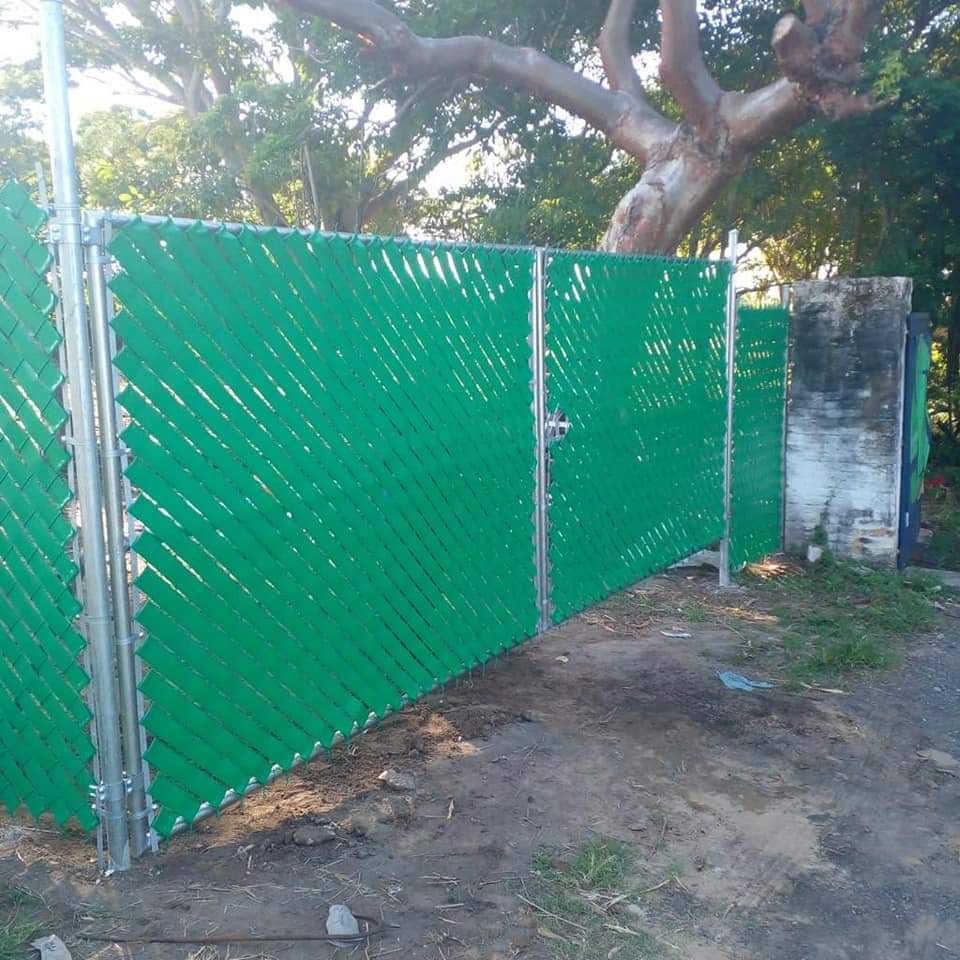 Cercas con Cinta de Privacidad