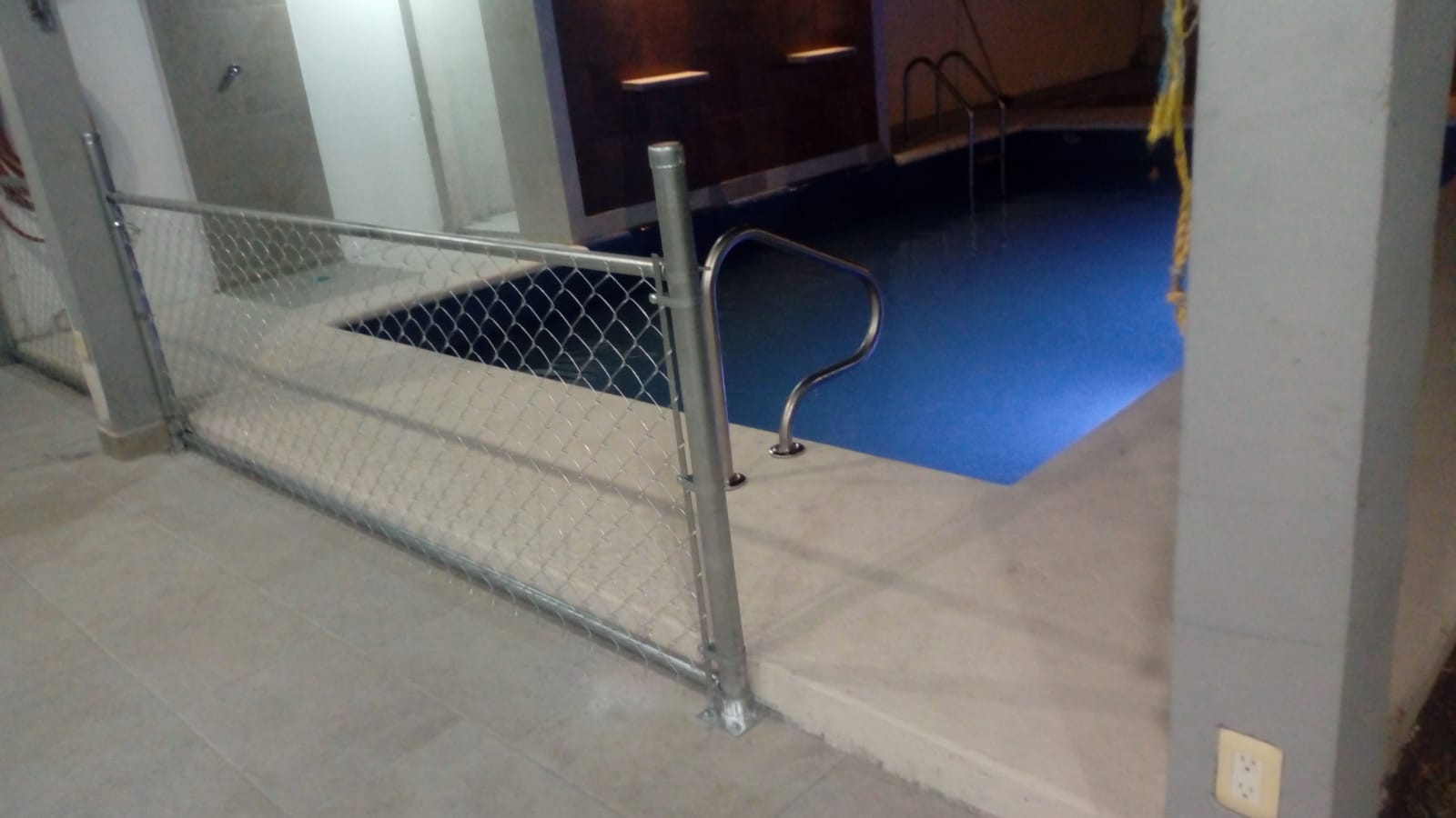Colocación de Reja de Acero